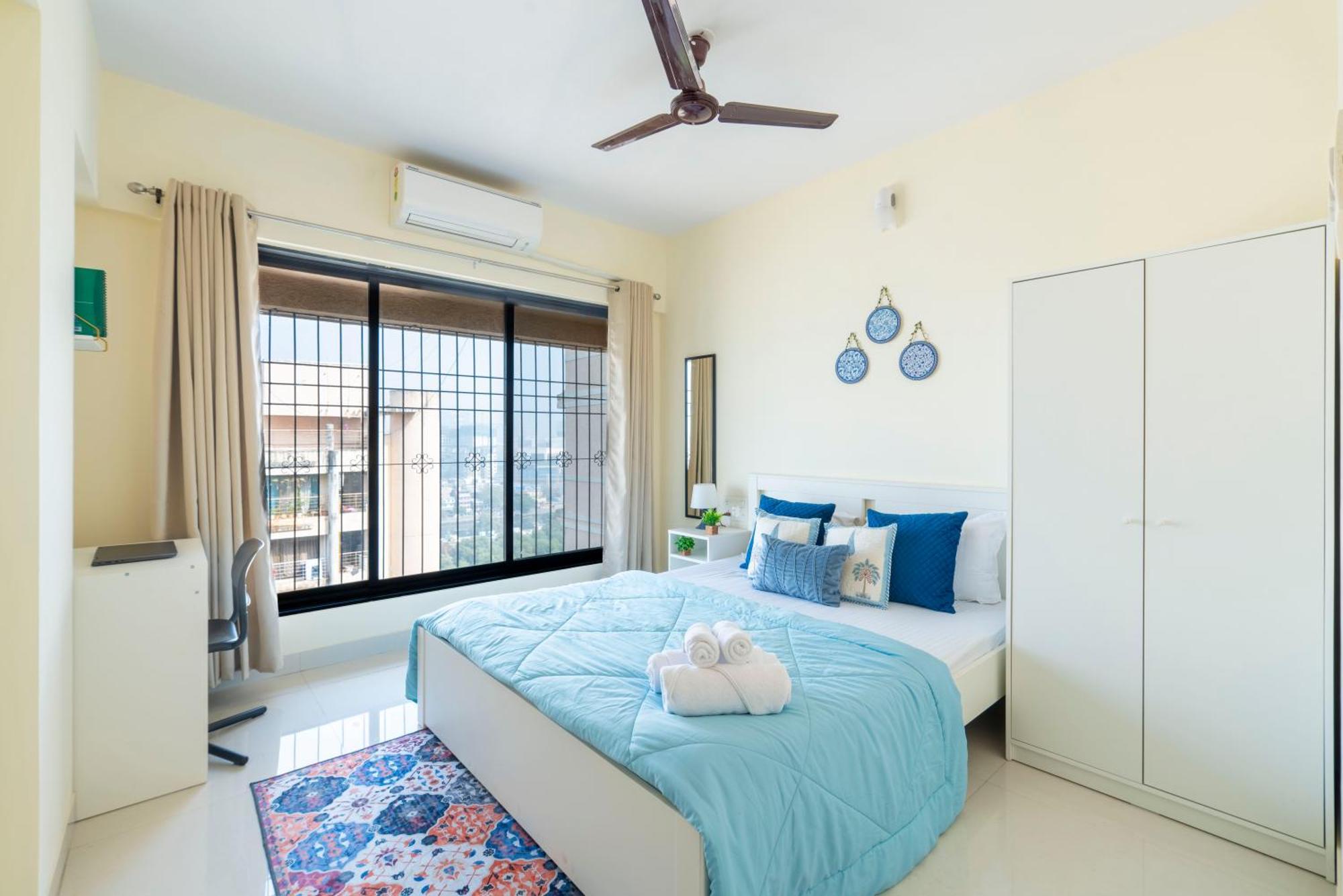 Apartament Spacious, Stylish, Upper Floor 3bhk Near Bkc *