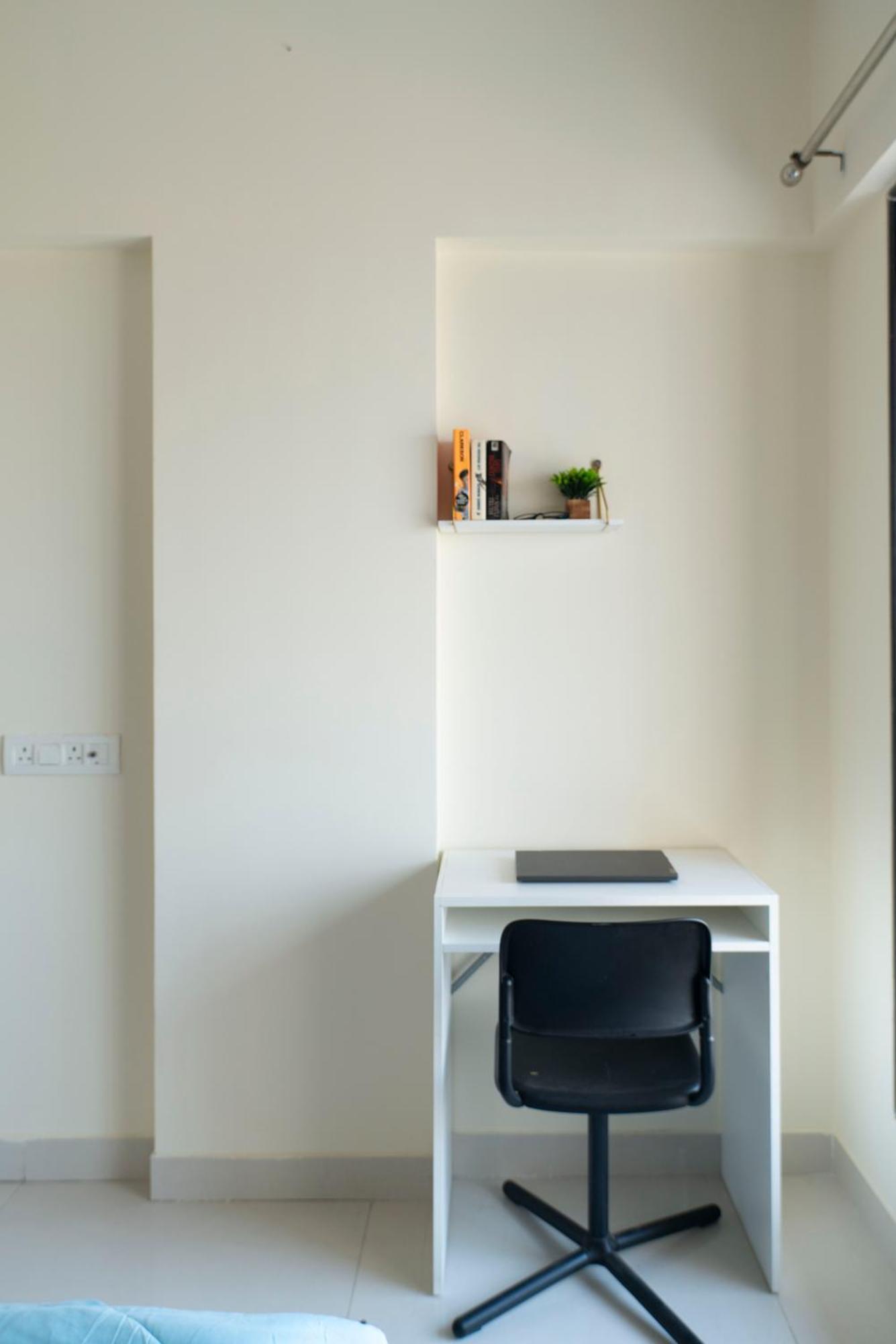 Spacious, Stylish, Upper Floor 3bhk Near Bkc Bombaj