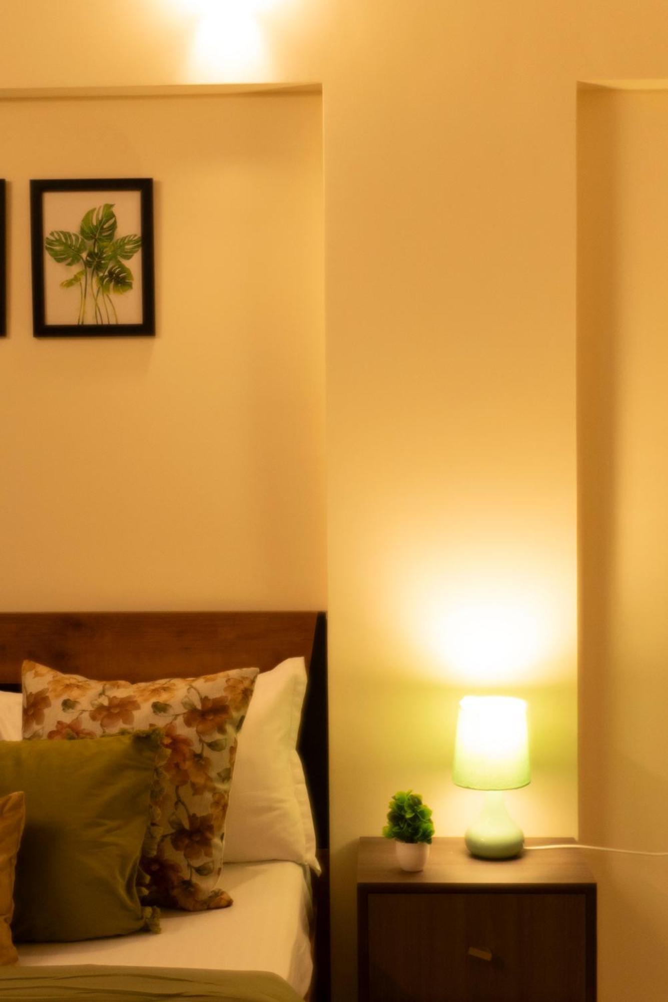 Apartament Spacious, Stylish, Upper Floor 3bhk Near Bkc *