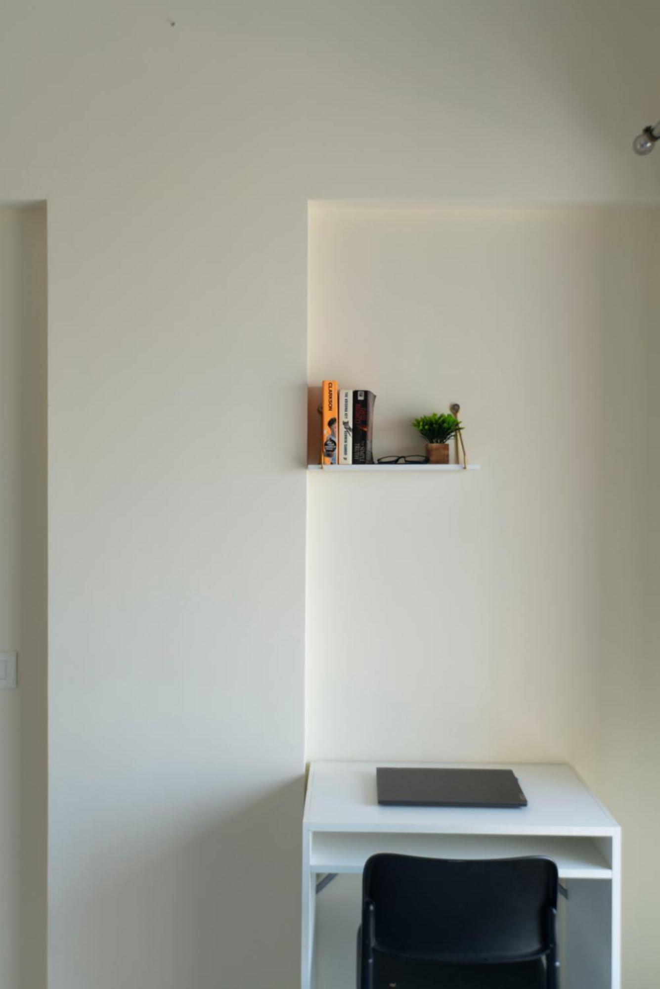 Spacious, Stylish, Upper Floor 3bhk Near Bkc Apartament *