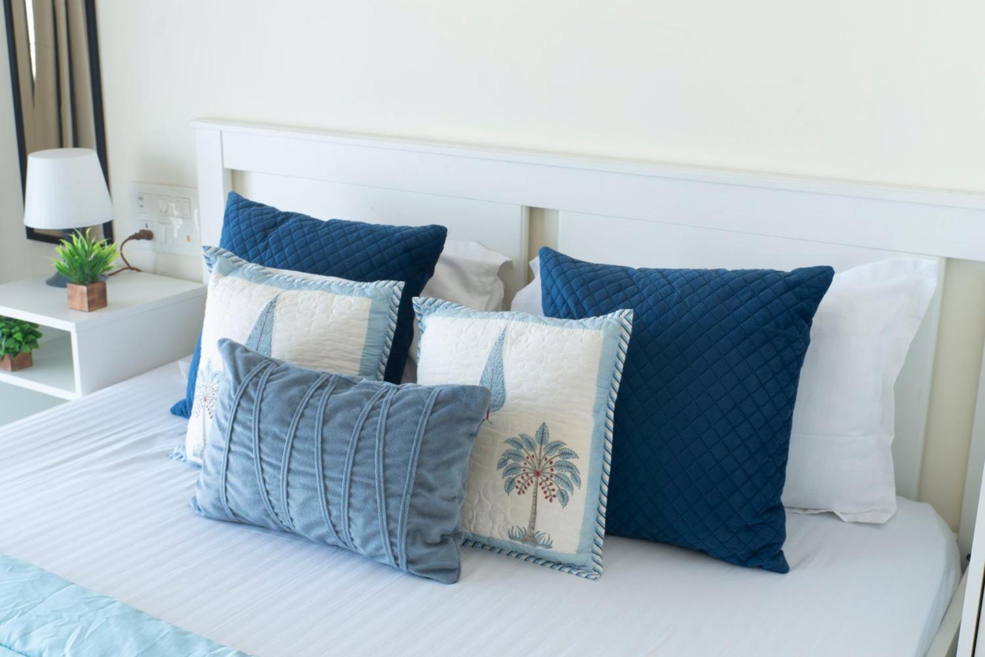 Spacious, Stylish, Upper Floor 3bhk Near Bkc Apartament *