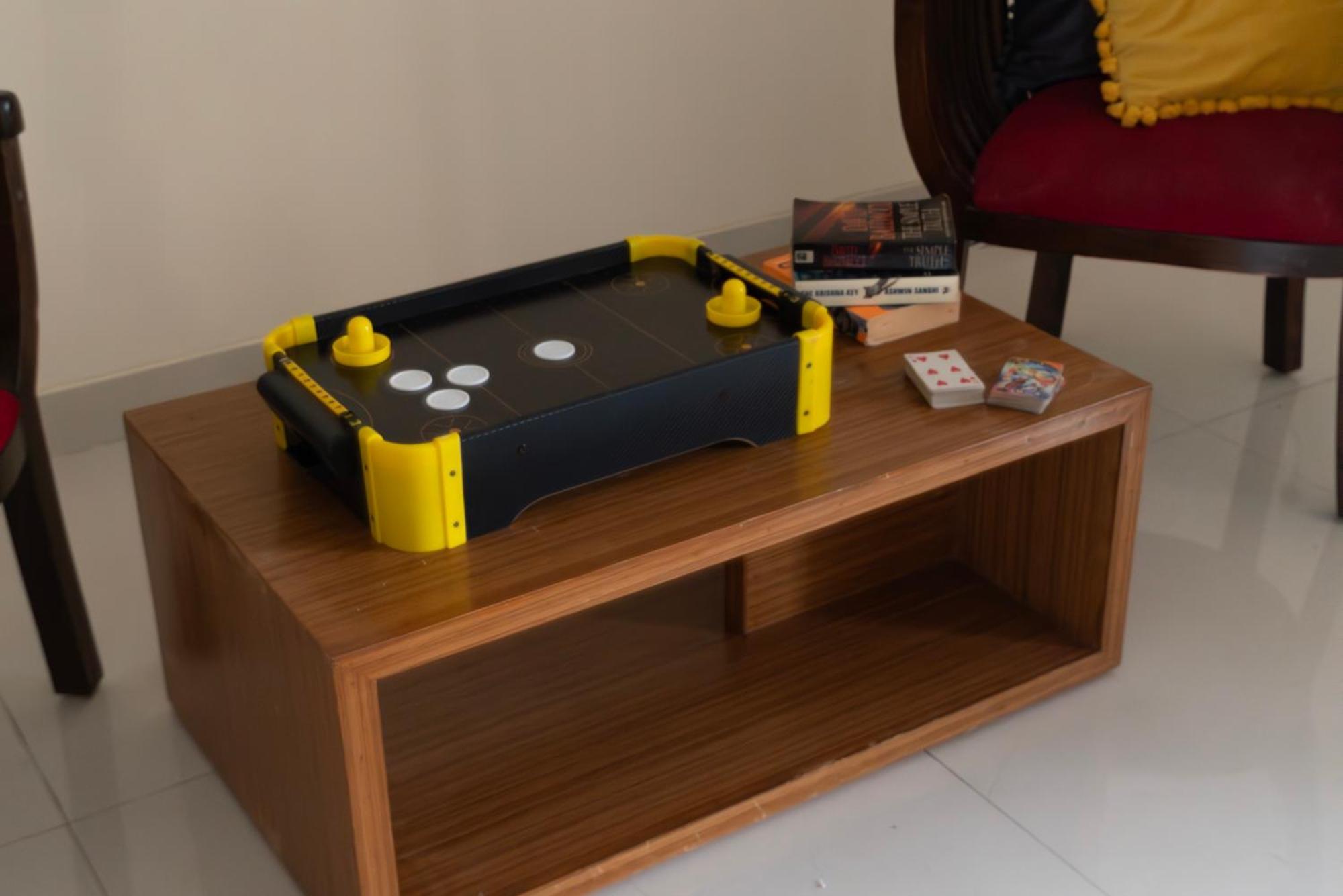 Spacious, Stylish, Upper Floor 3bhk Near Bkc Bombaj