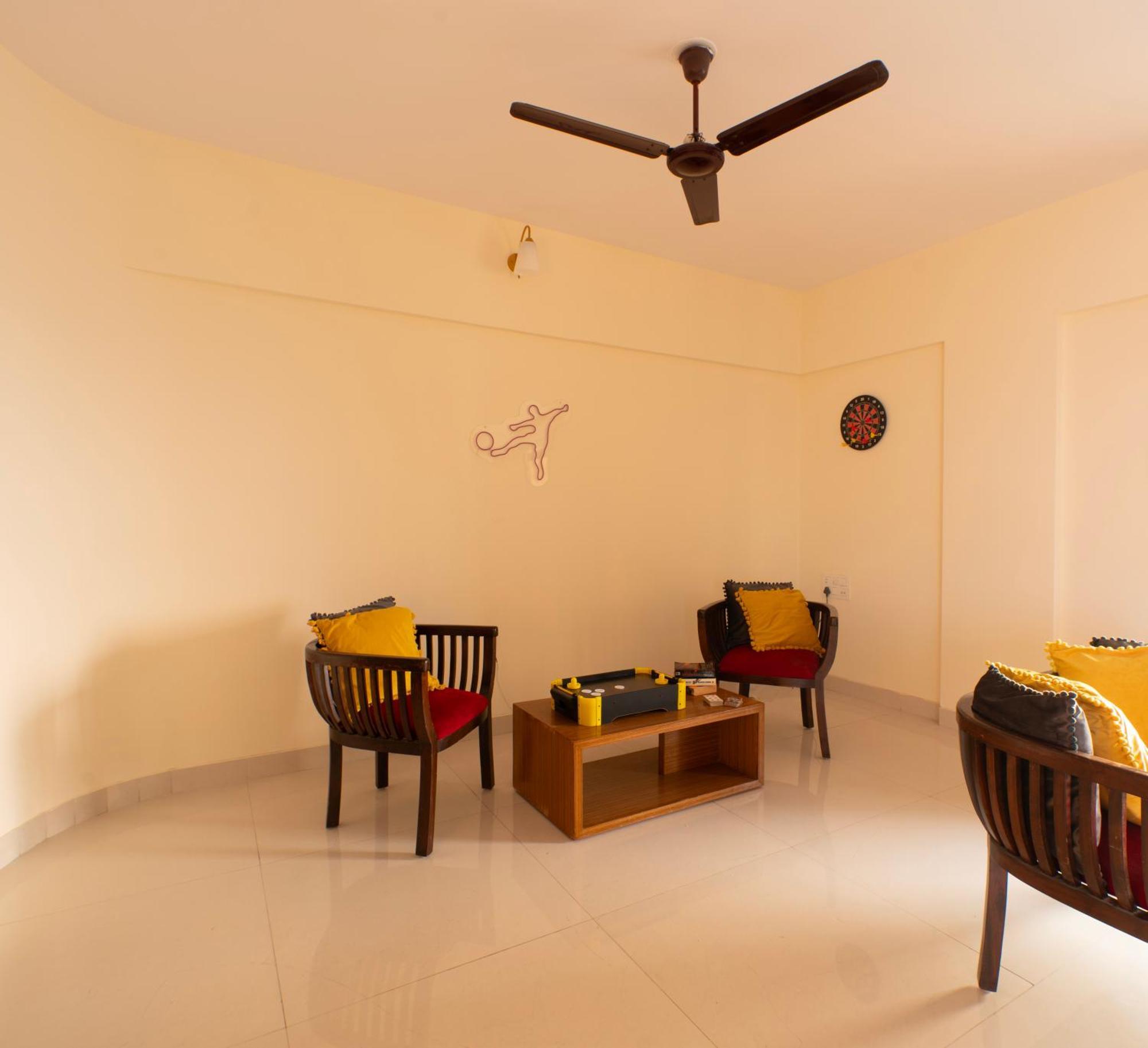 Spacious, Stylish, Upper Floor 3bhk Near Bkc *