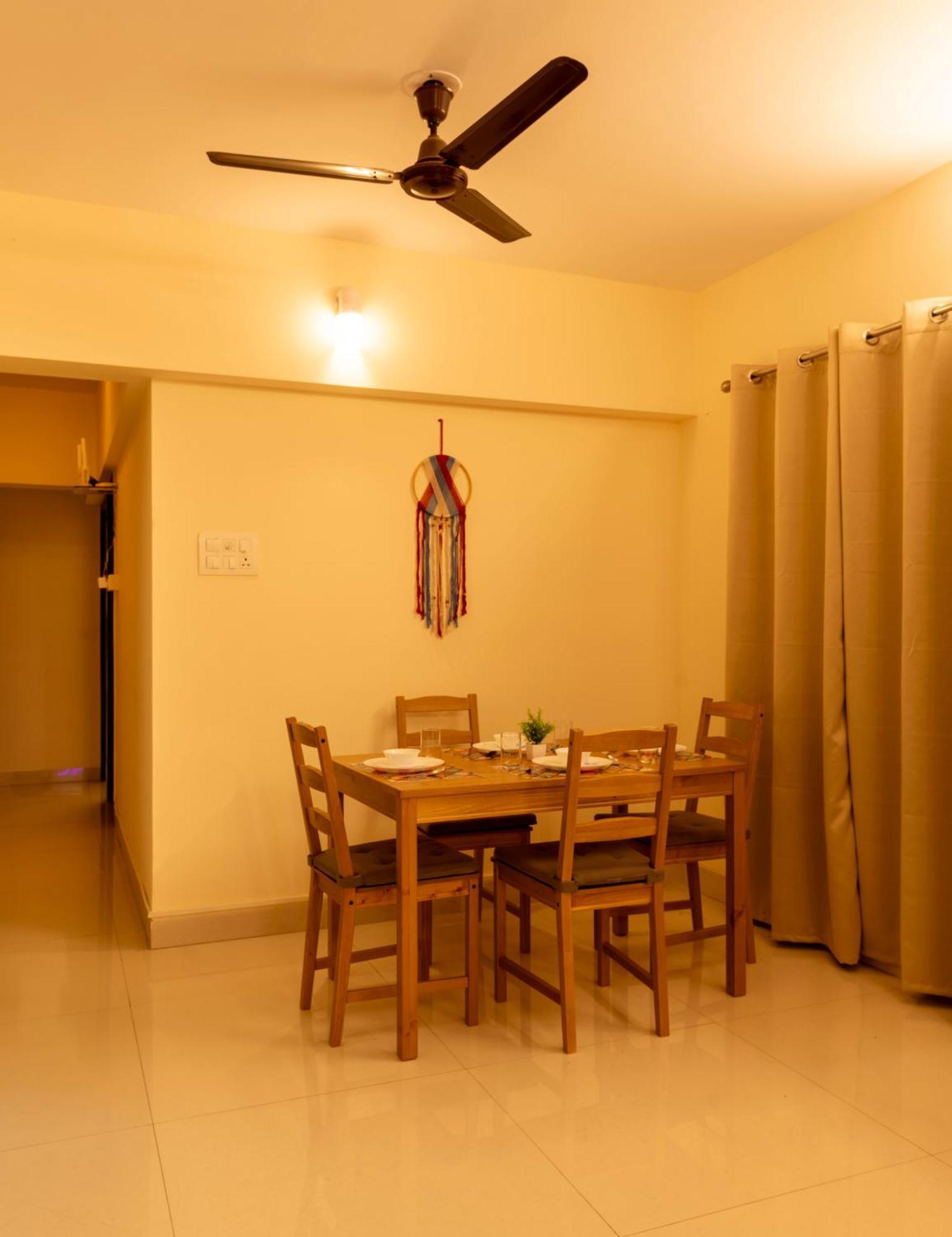 Apartament Spacious, Stylish, Upper Floor 3bhk Near Bkc *